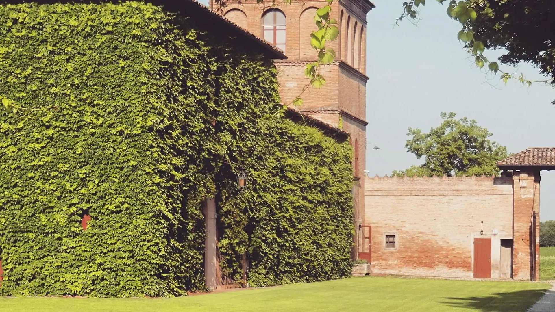 Palazzo Minelli Villa Sala Bolognese 0*,